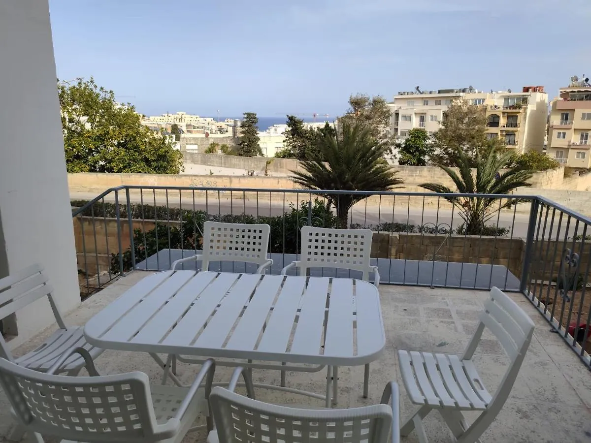 The Students House Hostel Saint Julian's