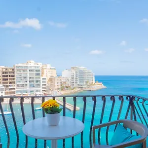 Apartment Morina Court - Seaview And Penthouse In St Julians By Shortletsmalta, Saint Julian's